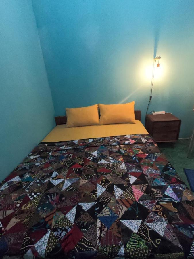 Owl Hostel Karimunjawa Buitenkant foto