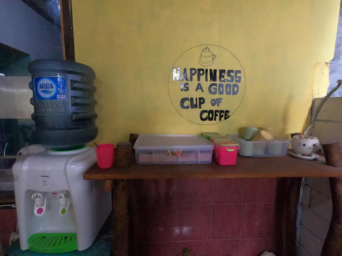 Owl Hostel Karimunjawa Buitenkant foto