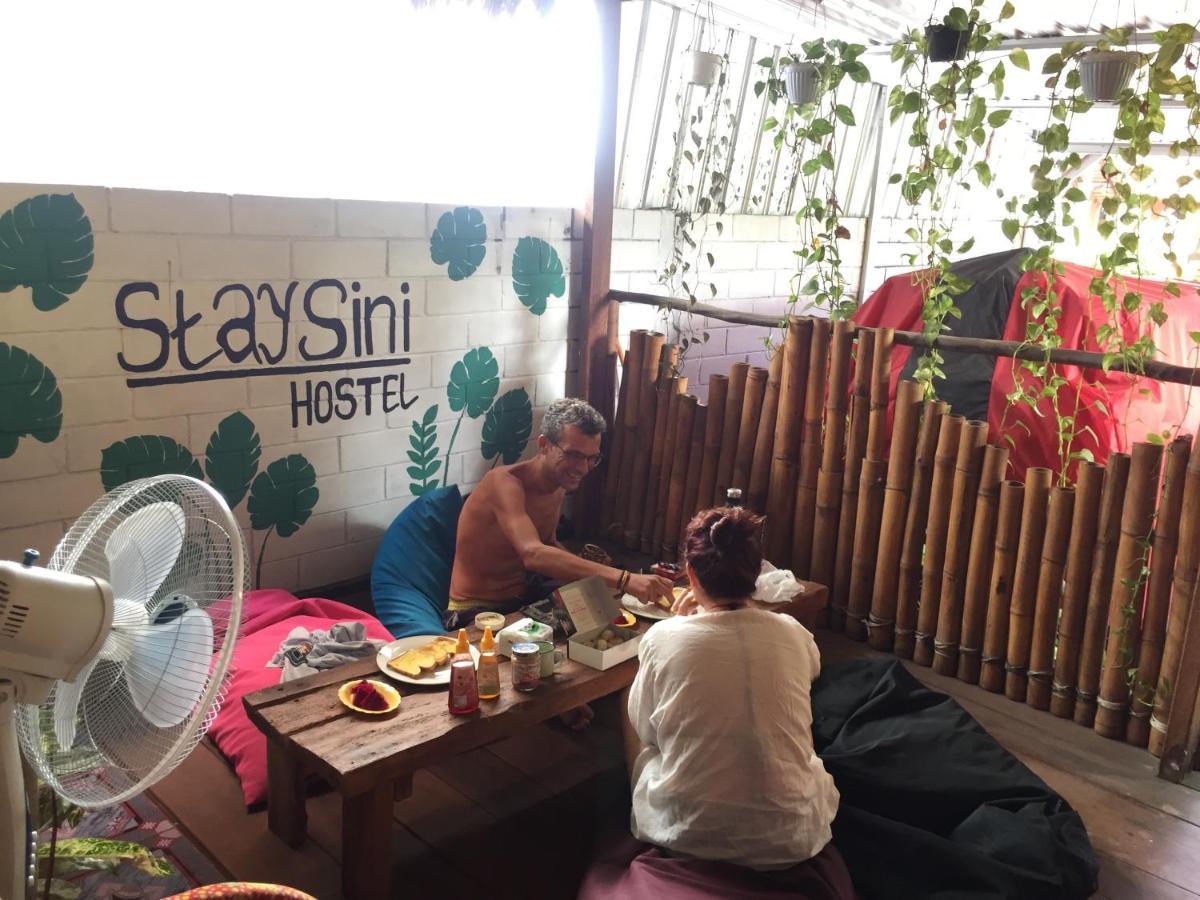 Owl Hostel Karimunjawa Buitenkant foto