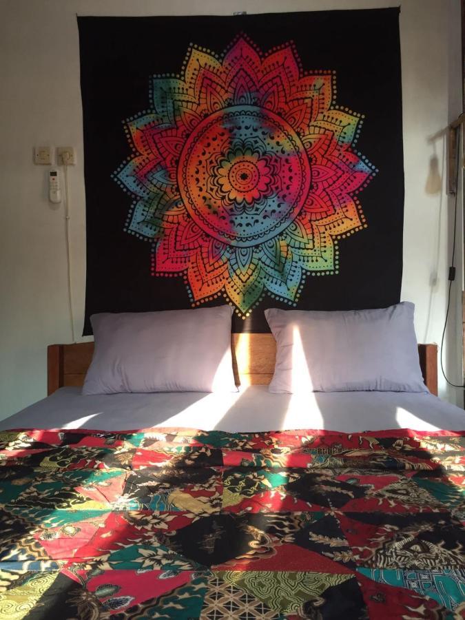 Owl Hostel Karimunjawa Kamer foto