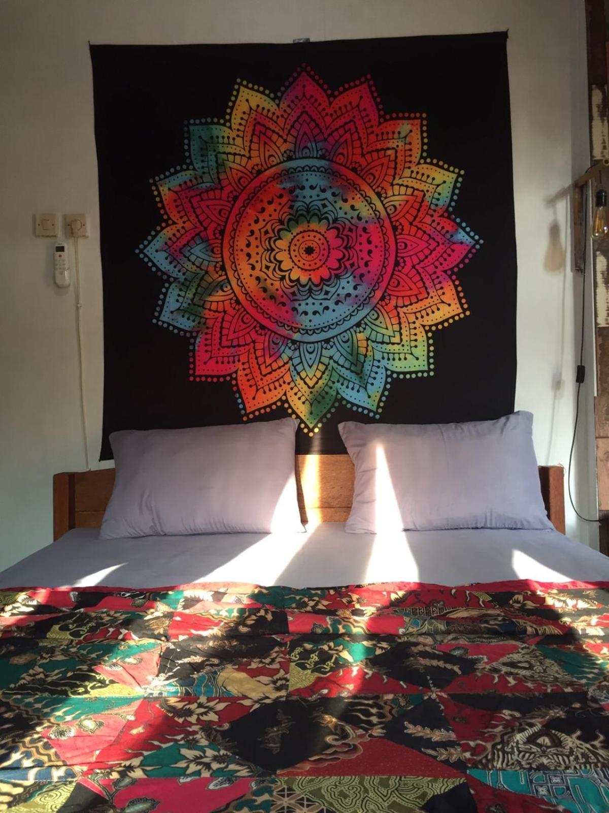 Owl Hostel Karimunjawa Kamer foto